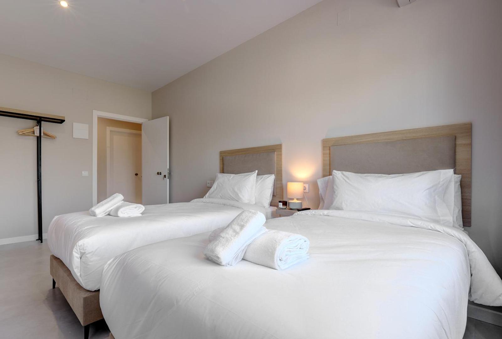 Hostal Puerta Almar Estepona Extérieur photo