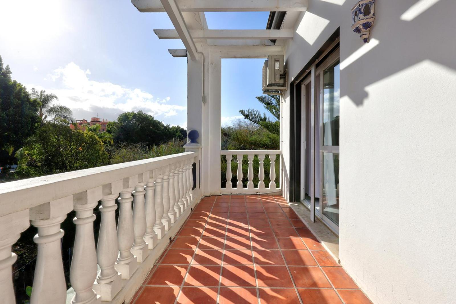 Hostal Puerta Almar Estepona Extérieur photo